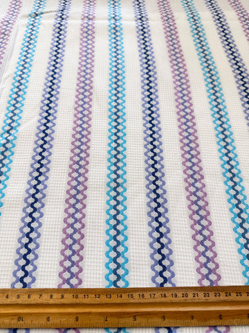Vintage Fabric 60s 70s Cotton Fancy Weave Waves 86cm Wide