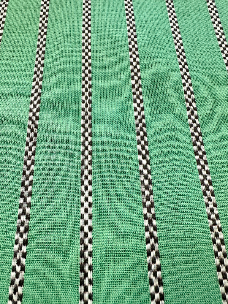 FAT QUARTER Vintage Fabric 1930s Classic Black & White Check on Green Crispy Cotton 44cm x 50cm