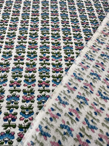 Vintage Fabric 1950s 60s Crispy Cotton w/ Small Buti Style Flowers 88cm Wide