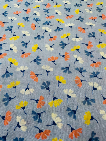 Vintage Fabric 1980s Sky Blue Cotton w/ Simple Flowers 88cm Wide