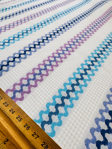 Vintage Fabric 60s 70s Cotton Fancy Weave Waves 86cm Wide
