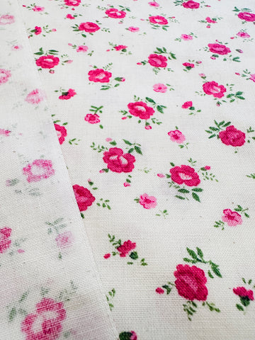 FAT QUARTER: Vintage? Fabric 1980s Small Pink Roses on Cream 55cm x 50cm