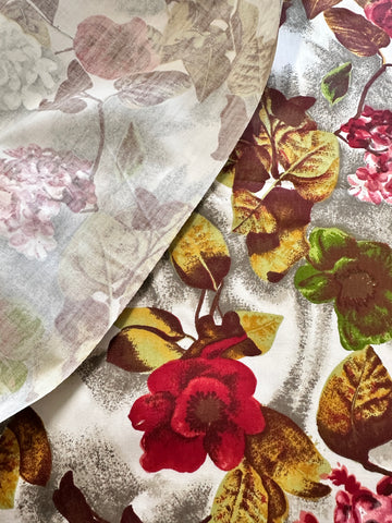 Vintage Fabric 1960s Wow! Rich Red Pink Flowers & Brown Leaves Polished Cotton 88cm Wide