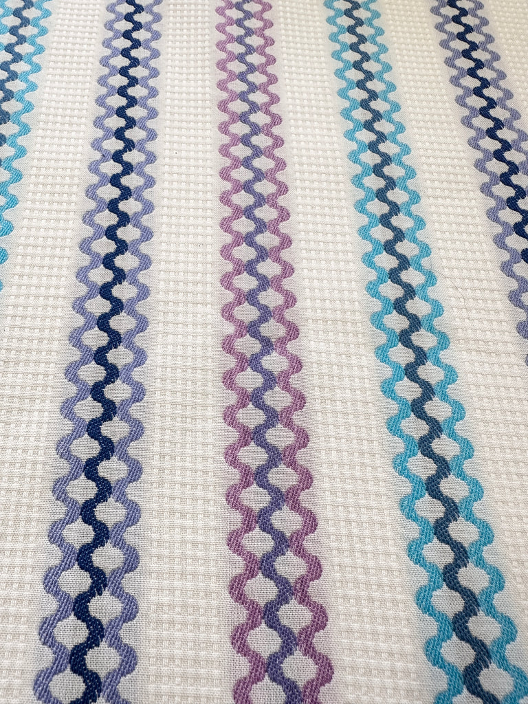 Vintage Fabric 60s 70s Cotton Fancy Weave Waves 86cm Wide