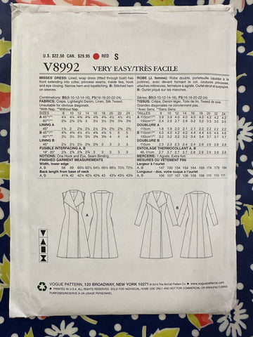 WRAP DRESS: Very Easy Vogue Sewing Pattern 2014 Sizes 16-24 Unused FF *V8992