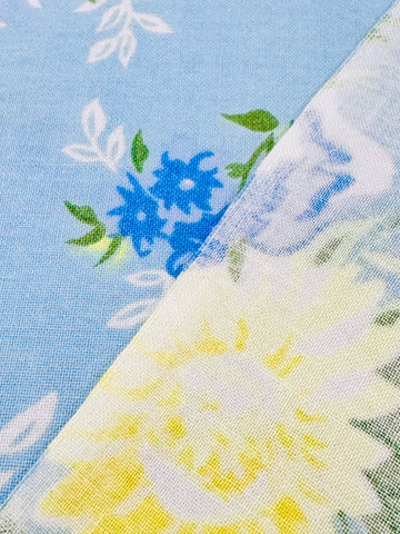 REMNANT Modern Fabric 40s Style Light Blue Cotton w/ Delightful Flowers Lazybones? 55cm x 30cm