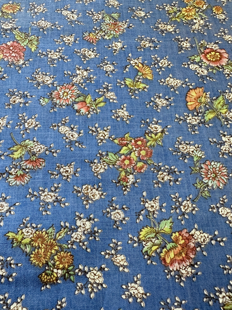 LAST PIECE Vintage Fabric 1970s Cottagecore Floral on Blue 88cm x 50cm