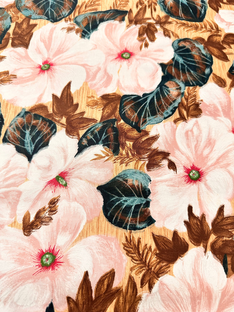 Vintage Fabric 1960s Romantic Floral Polished Cotton 88cm Wide