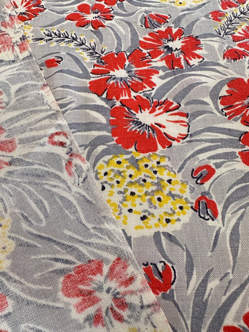 LAST 1/2m: Vintage Fabric Rare 1950s Beautiful Red & Yellow Flowers on Grey 88cm x 50cm