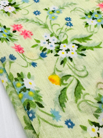 REMNANT: Vintage Fabric 1980s? Pale Grass Green Cotton Blend Voile w/ Sweet Flowers 50cm x 30cm