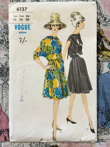 ONE PIECE DRESS & SLIP: Vogue Sewing Pattern 1960s Size 16 Complete *6137