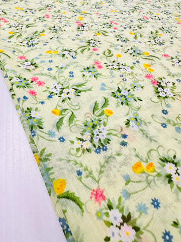 REMNANT: Vintage Fabric 1980s? Pale Grass Green Cotton Blend Voile w/ Sweet Flowers 50cm x 30cm
