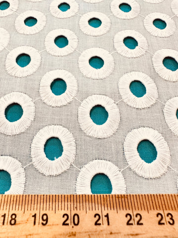 Vintage Fabric 60s 70s Light Weight Cotton Swiss? Eyelet 124cm Wide