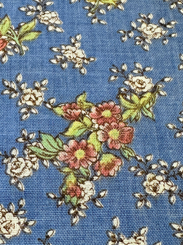 LAST PIECE Vintage Fabric 1970s Cottagecore Floral on Blue 88cm x 50cm