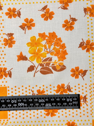 FAT QUARTER Vintage Fabric 70s Bright Orange Floral Spots Sheeting 50cm x 50cm