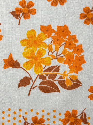 FAT QUARTER Vintage Fabric 70s Bright Orange Floral Spots Sheeting 50cm x 50cm