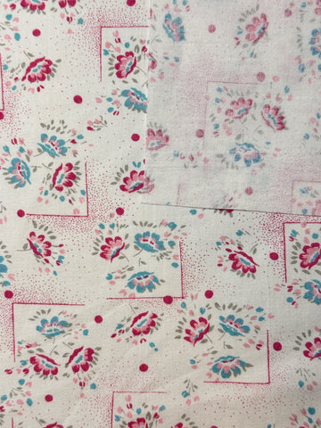 FAT QUARTER Vintage Fabric 70s Sweet 1930s Style Floral Cotton Sheeting 50cm x 50cm