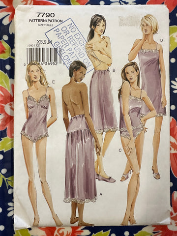 LINGERIE COLLECTION: Vogue Sewing Pattern 2003 Sizes XS-S-M Unused FF *7790
