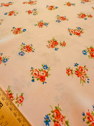 Rare 1930s Silky Natural Rayon Pale Pink w/ Small Flowers 72cm x 215cm