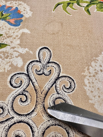 FAT QUARTER Vintage Fabric 1950s Flowers on Tan Cotton Cretonne 43cm x 50cm *marks