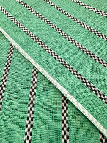 FAT QUARTER Vintage Fabric 1930s Classic Black & White Check on Green Crispy Cotton 44cm x 50cm