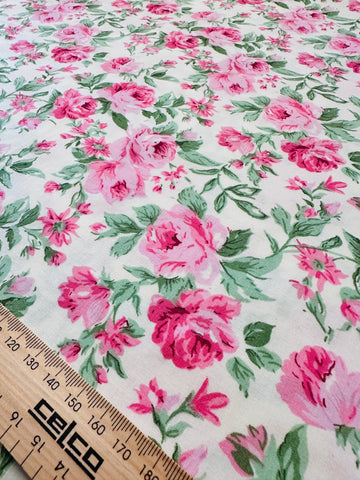 LAST PIECE Modern? Fabric Quilt Cotton Bright Pink Flower Mint Leaves 112cm x 50cm