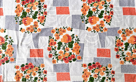 LAST 1/2m: Vintage Fabric 1950s Curtain Cotton Cretonne Bright Floral on Grey 88cm Wide