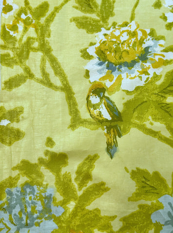 ONE REMNANT ONLY : Vintage Fabric Birds in Boughs Made in England Drapery Cotton Chintz 74cm x 67cm