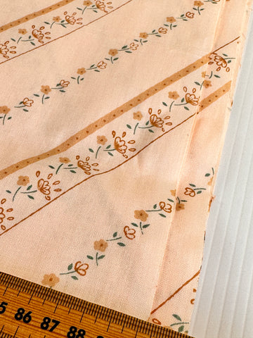1.5m LEFT: Vintage Fabric Cotton Sheeting 1980s Small Flowers on Pale Coffee Unused 156cm Wide