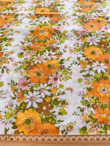 4m LEFT: Vintage Fabric Cotton Blend Sheeting 1970s Hippie Boho Flowers 90cm Wide