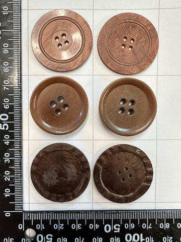 THREE PAIRS x LARGE BROWN BUTTONS: Bulk Curated Vintage Modern 30mm+ Mixed Shades Sizes Materials