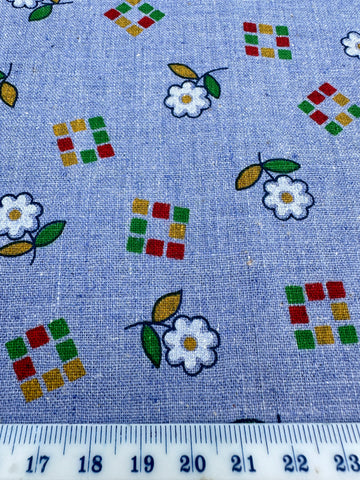 Vintage Fabric 80s Blue Woven Chambray Cotton w/ White Daisies & Cubes 112cm Wide