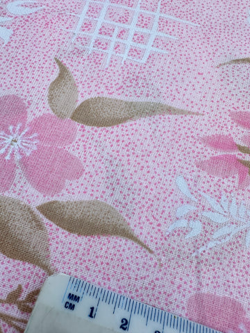 Vintage Fabric Cotton Sheeting 1980s Pretty Mottled Pink Spot & Floral 100cm Wide