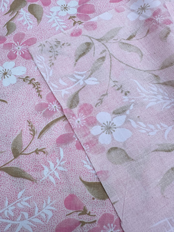 Vintage Fabric Cotton Sheeting 1980s Pretty Mottled Pink Spot & Floral 100cm Wide