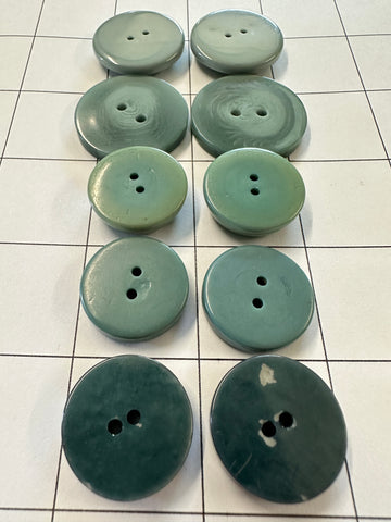 FIVE PAIRS x MEDIUM GREEN BUTTONS: Bulk Curated Vintage Modern 20mm-29mm Mixed Shades Sizes Materials