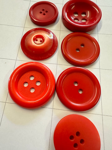 6 x LARGE RED BUTTONS: Bulk Curated Vintage Modern 30mm+ Mixed Shades Sizes Materials