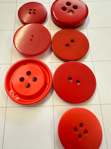 6 x LARGE RED BUTTONS: Bulk Curated Vintage Modern 30mm+ Mixed Shades Sizes Materials