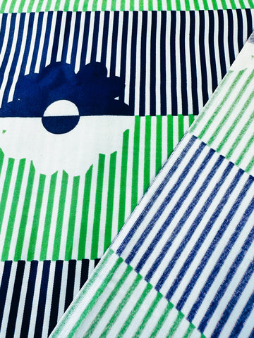 REMNANT Vintage Fabric 1960s Crispy Polished Cotton Mod Daisy Blue Green 44cm x 40cm