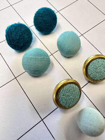 FIVE PAIRS x SMALL BLUE FABRIC COVERED BUTTONS: Bulk Curated Vintage Modern Mixed Shades Sizes
