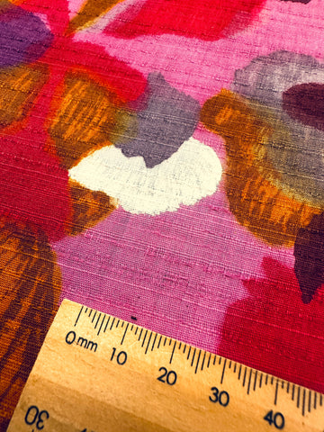 REMNANT Vintage Fabric 1960s Fancy Weave Cotton w/ Painterly Style Floral in Pink Purple 43cm x 42cm
