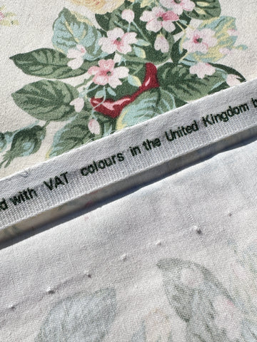 Vintage Fabric 1980s? Shabby Bythorn Anne & Robert Swaffer Cotton Sateen Drapery Roses & Ribbons 120cm Wide