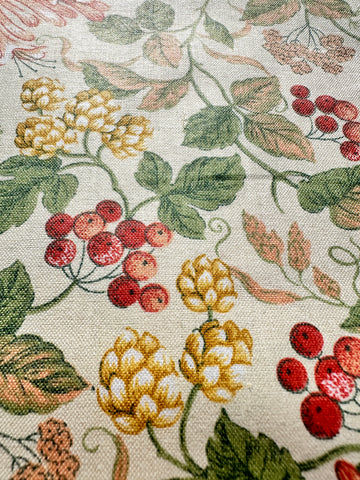 Vintage Fabric Keswick Francis Price UK Drapery Cotton Chintz Botanical Detail 65cm Wide