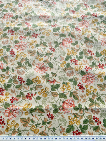 Vintage Fabric Keswick Francis Price UK Drapery Cotton Chintz Botanical Detail 65cm Wide