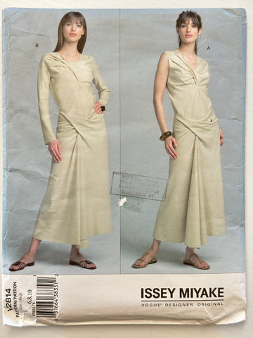MISSES' TOP & SKIRT: Vogue Designer Original Issey Miyake Sewing Pattern 2002 Size 6-8-10 Complete *V2814