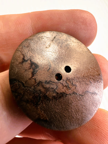 LAST BUTTON: Vintage Buttons 40s? Brown Bakelite 2-Hole 28mm