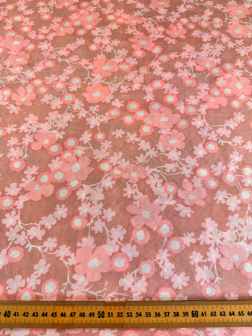 SINGLE FAT QUARTER: Vintage Fabric 1960s Shimmer Mod Dress Fabric Pink Floral on Pink 54cm x 50cm