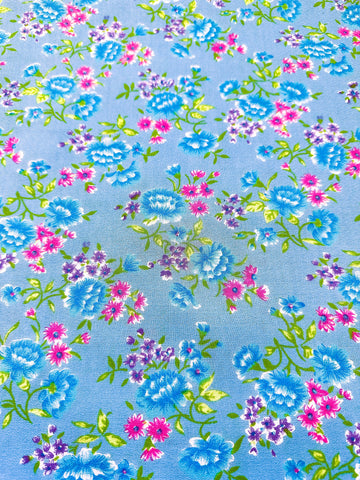 LAST REMNANT Vintage Fabric 1970s Pretty Bright Floral on Sky Blue Cotton Crepe Texture 43cm x 38cm