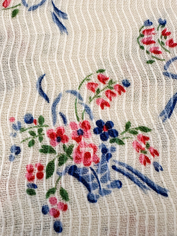 LAST PIECE Vintage Fabric 1950s Fancy Weave Cotton w/ Flowers in a Blue Basket 85cm x 50cm