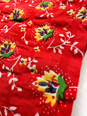 Vintage Fabric 1970s Cotton Seersucker Red & White Flowers Leaves Hippie Boho 98cm Wide