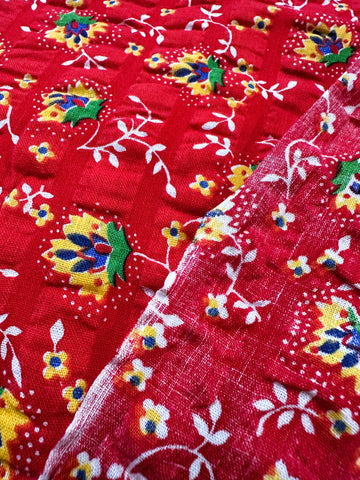 Vintage Fabric 1970s Cotton Seersucker Red & White Flowers Leaves Hippie Boho 98cm Wide